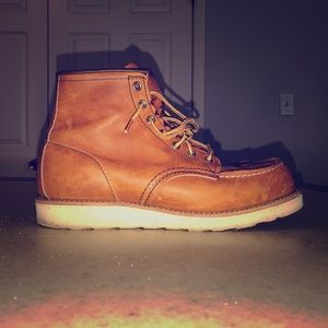 SOLD!!!  Red Wing Shoes 875